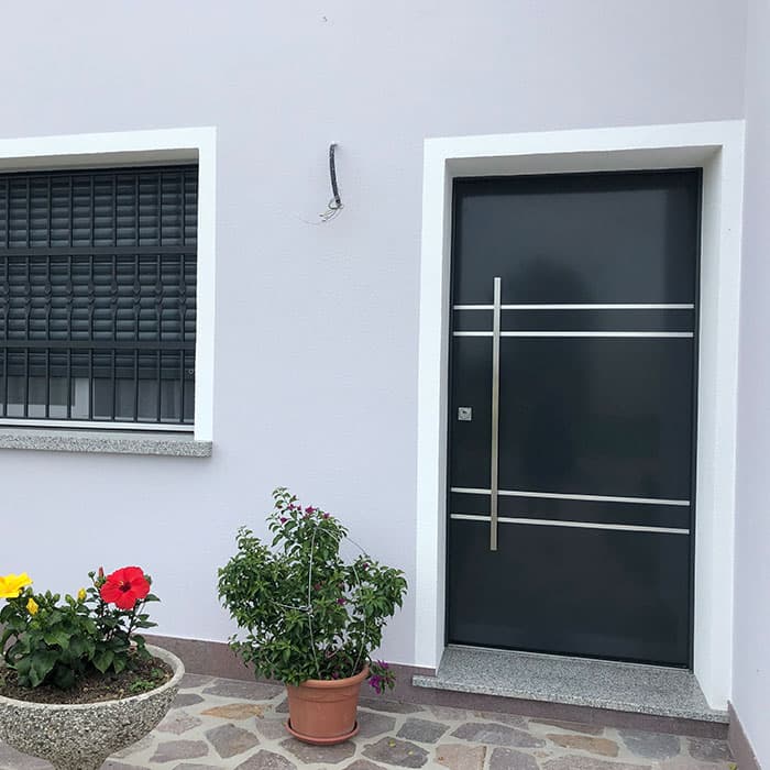 Вхідні двері